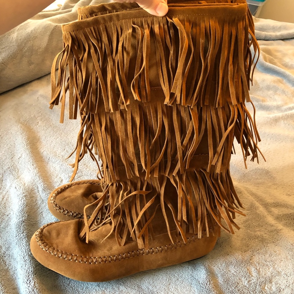 Brown fringe size 12 moccasin boots